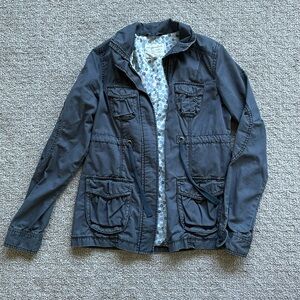 Blue lightweight pocketed jacket